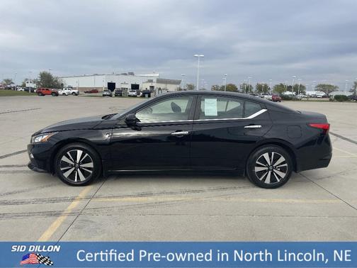 2022 Nissan Altima 2.5 SV