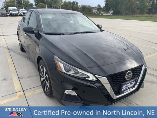 2022 Nissan Altima 2.5 SV