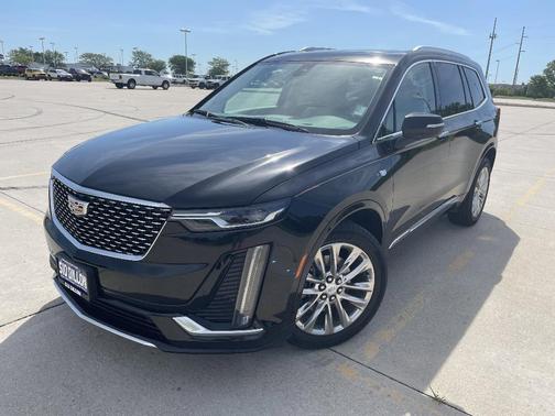2021 Cadillac XT6 Premium Luxury AWD