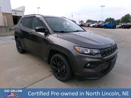 Granite Crystal Clearcoat Metallic 2022 Jeep Compass Altitude