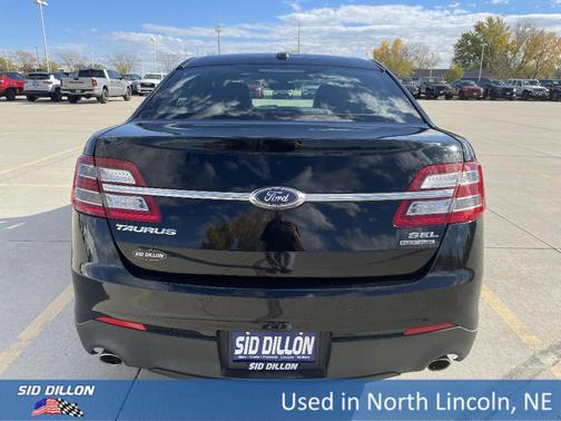 2016 Ford Taurus SEL