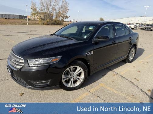 2016 Ford Taurus SEL