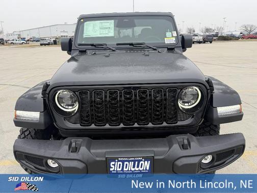 2026 Jeep Gladiator Sport