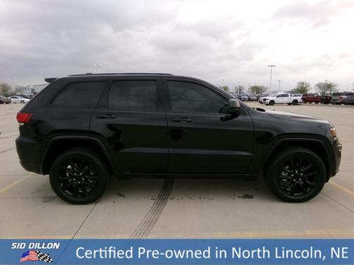 2022 Jeep Grand Cherokee WK Laredo