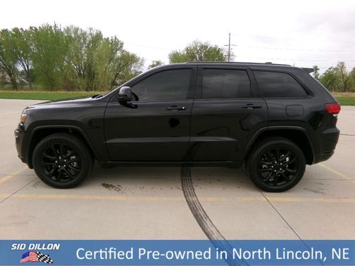 2022 Jeep Grand Cherokee WK Laredo