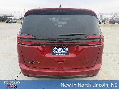 2026 Chrysler Pacifica Limited