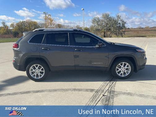 2017 Jeep Cherokee Latitude