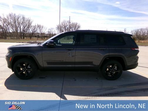 2025 Jeep Grand Cherokee L Laredo