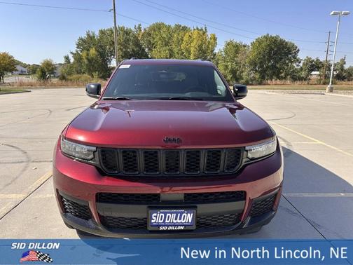 2025 Jeep Grand Cherokee L Laredo