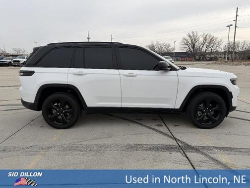 2023 Jeep Grand Cherokee Altitude