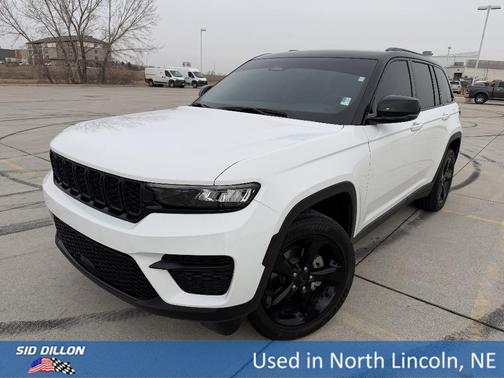 2023 Jeep Grand Cherokee Altitude