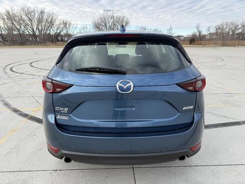 2017 Mazda CX-5 Sport