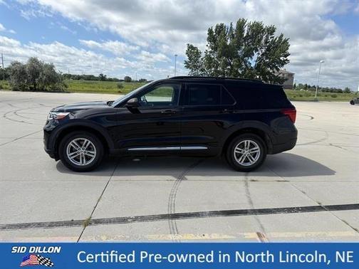 Agate Black 2021 Ford Explorer XLT