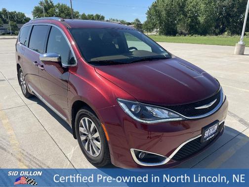 2020 Chrysler Pacifica Hybrid Limited