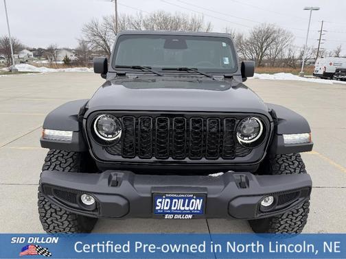 2025 Jeep Wrangler Sport