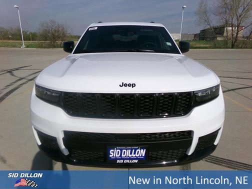 2025 Jeep Grand Cherokee L Laredo