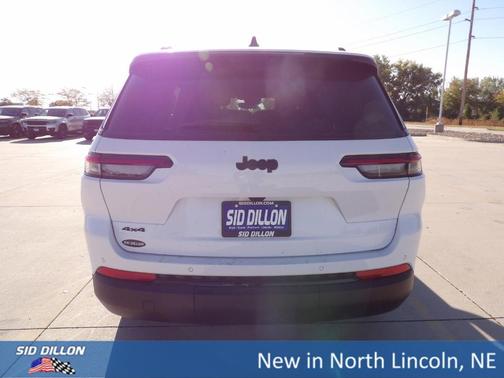 2025 Jeep Grand Cherokee L Laredo