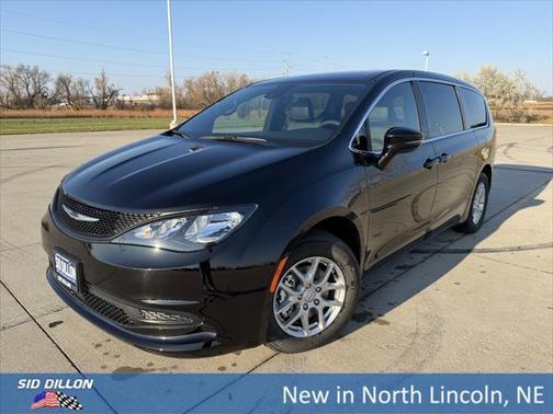 2026 Chrysler Voyager LX