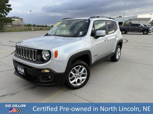 Glacier Metallic 2017 Jeep Renegade Latitude