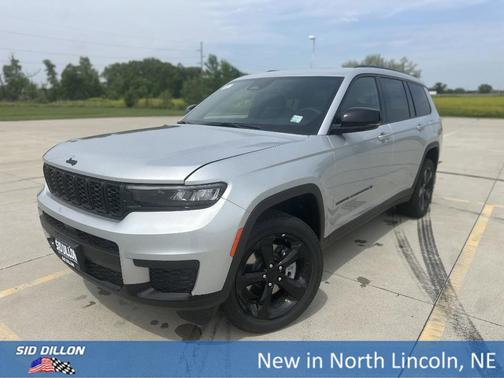 2025 Jeep Grand Cherokee L Laredo