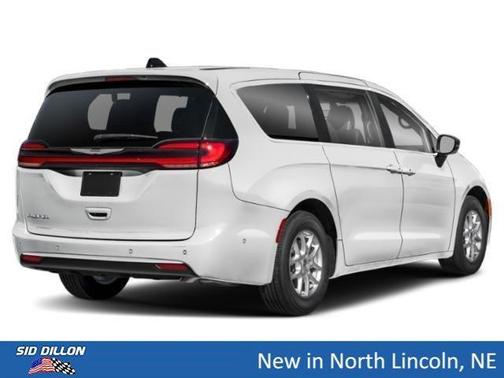 Bright White Clearcoat 2026 Chrysler Pacifica Select