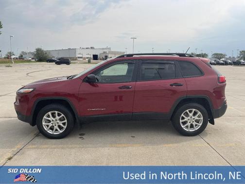 2017 Jeep Cherokee Sport