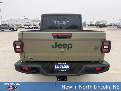 2026 Jeep Gladiator Sport