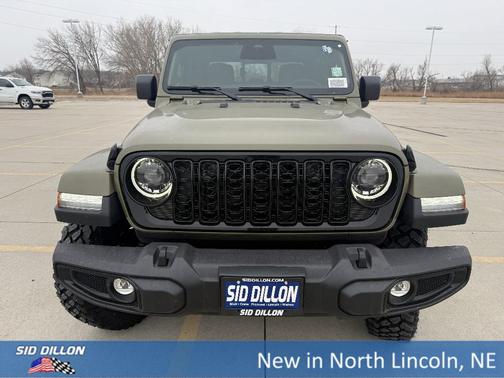 2026 Jeep Gladiator Sport