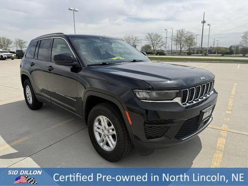 Diamond Black 2023 Jeep Grand Cherokee Laredo