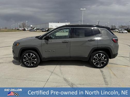 Sting Gray Clearcoat 2023 Jeep Compass Limited