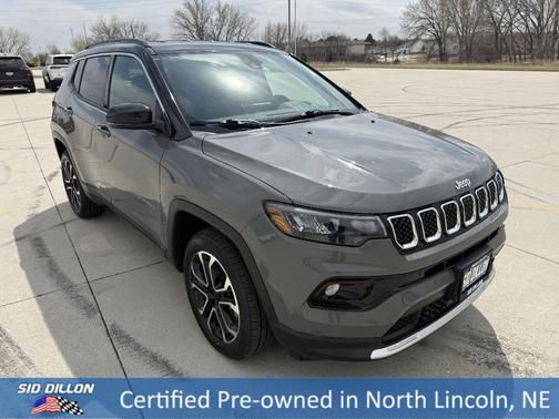 Sting Gray Clearcoat 2023 Jeep Compass Limited