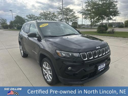 2022 Jeep Compass Latitude Lux