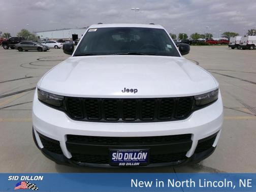 2025 Jeep Grand Cherokee L Laredo