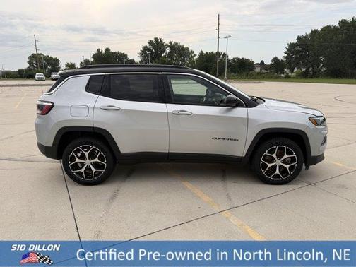 Silver Zynith 2024 Jeep Compass Limited
