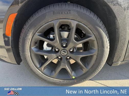Diamond Black 2026 Chrysler Pacifica Select