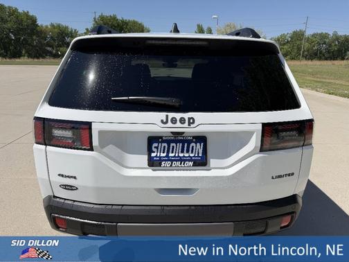 Bright White Clearcoat 2026 Jeep Cherokee LAREDO/LIMITED