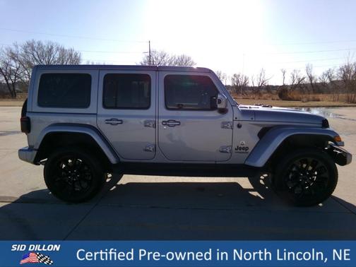 2021 Jeep Wrangler Unlimited Sahara Altitude