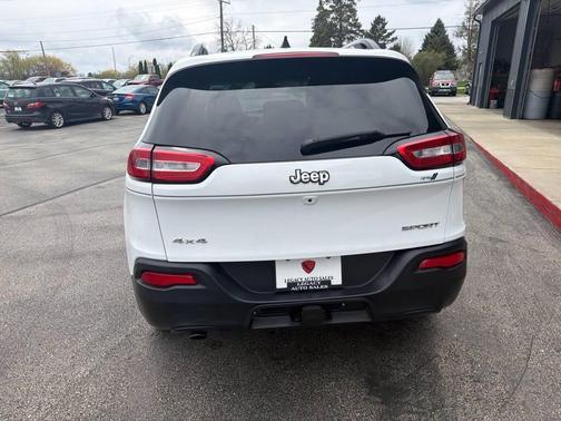 Bright White Clearcoat 2016 Jeep Cherokee Sport