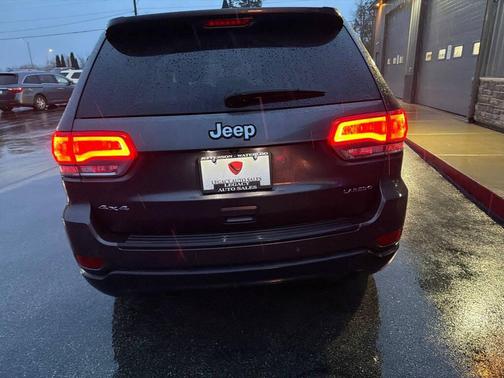 2018 Jeep Grand Cherokee Laredo E