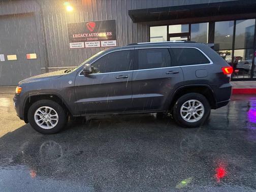 2018 Jeep Grand Cherokee Laredo E