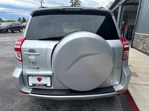 Classic Silver Metallic 2012 Toyota RAV4 Base