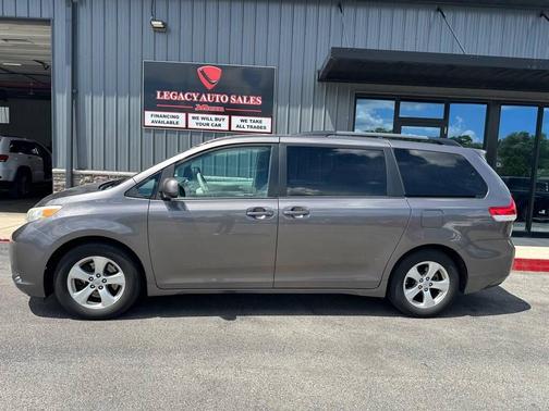 Predawn Gray Mica 2014 Toyota Sienna LE