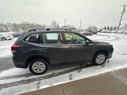 2022 Subaru Forester Base