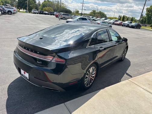 2017 Lincoln MKZ Premiere