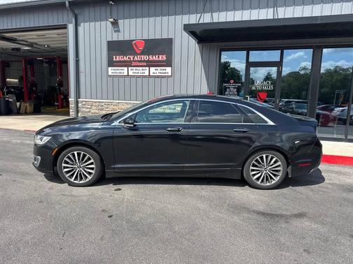 2017 Lincoln MKZ Premiere