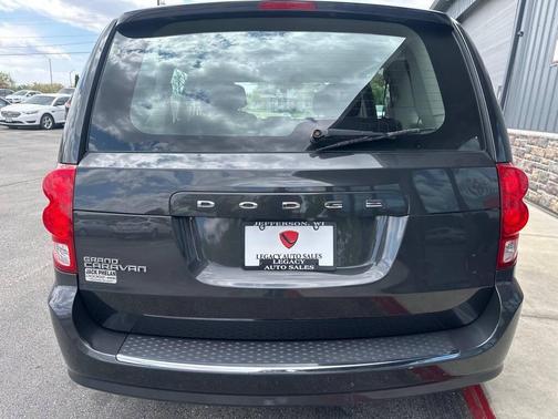 Dark Charcoal Pearlcoat 2012 Dodge Grand Caravan SE/AVP