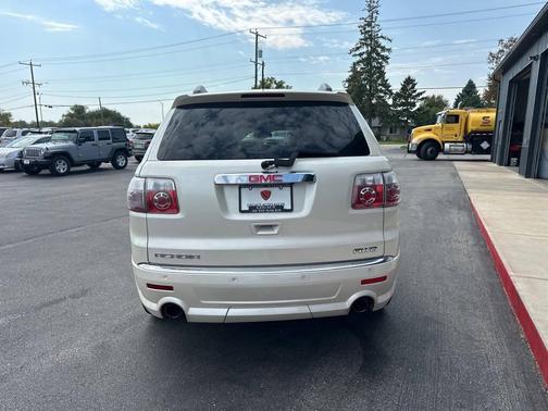 2011 GMC Acadia Denali
