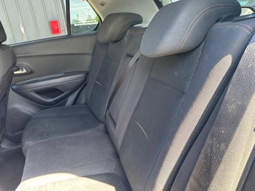 BLACK 2018 Chevrolet Trax LS