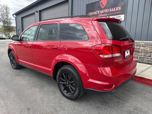 Redline 2 Coat Pearl 2019 Dodge Journey SE