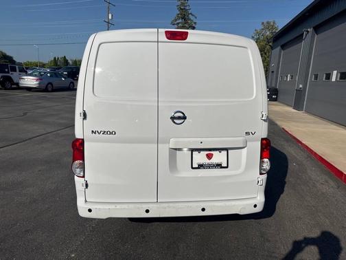 2021 Nissan NV200 SV